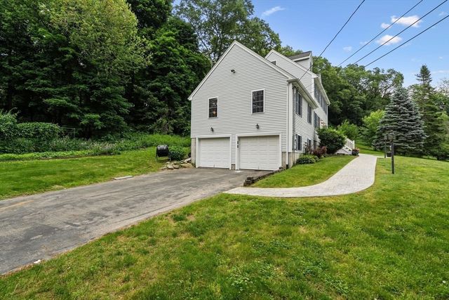 62 Coffey Ave, Haverhill, MA 01835