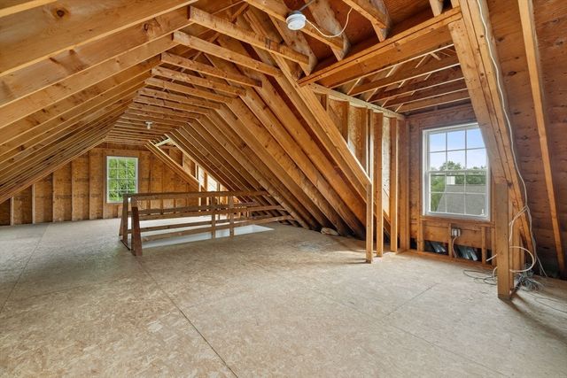 62 Coffey Ave, Haverhill, MA 01835