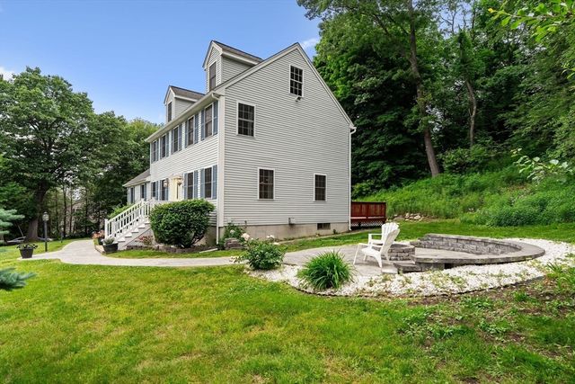 62 Coffey Ave, Haverhill, MA 01835