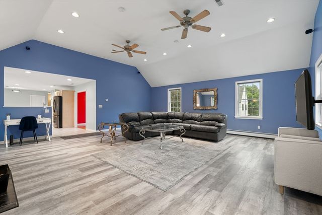62 Coffey Ave, Haverhill, MA 01835
