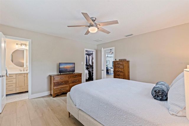 6085 TANGLEWOOD DRIVE NE, St Petersburg, FL 33703