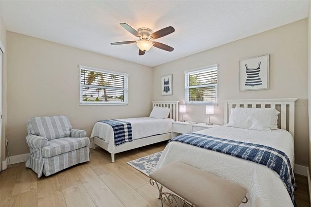 6085 TANGLEWOOD DRIVE NE, St Petersburg, FL 33703