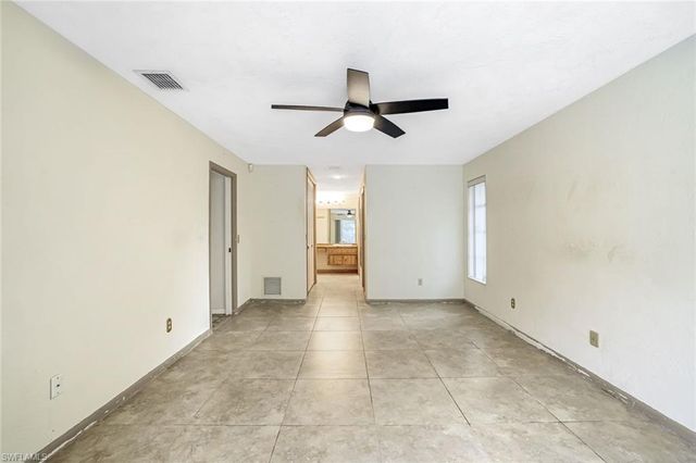 196 Baltusrol DR, Naples, FL 34113