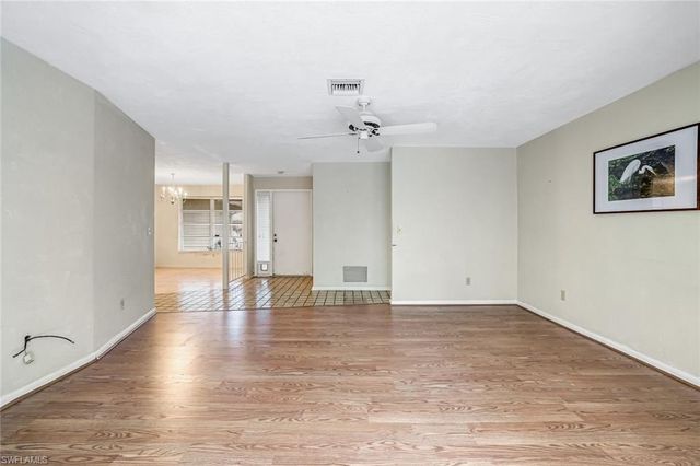 196 Baltusrol DR, Naples, FL 34113