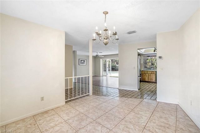 196 Baltusrol DR, Naples, FL 34113