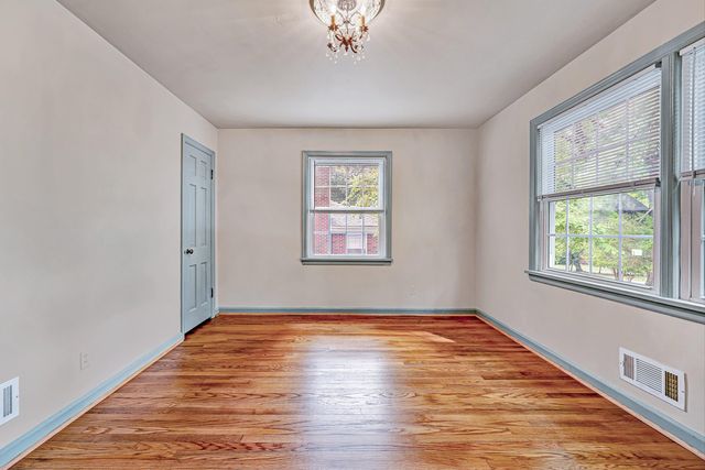 1035 Clearfield RD SW, Roanoke, VA 24015
