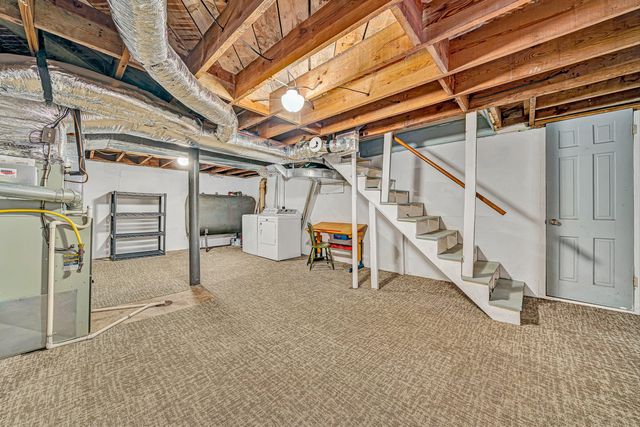 1035 Clearfield RD SW, Roanoke, VA 24015