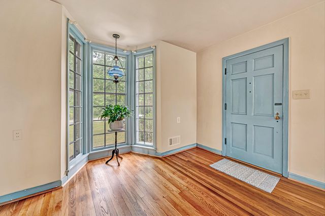 1035 Clearfield RD SW, Roanoke, VA 24015