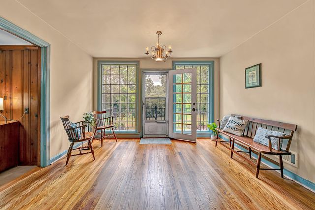 1035 Clearfield RD SW, Roanoke, VA 24015
