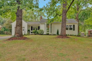 1035 Clearfield RD SW, Roanoke, VA 24015