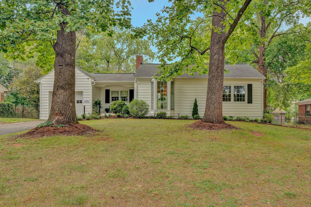 1035 Clearfield RD SW, Roanoke, VA 24015