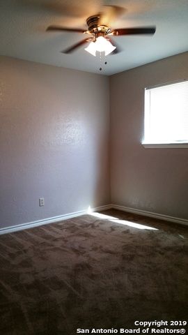 8818 SLUMBER LN, Converse, TX 78109