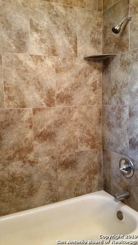 8818 SLUMBER LN, Converse, TX 78109