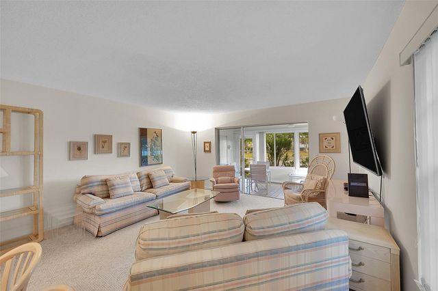 724 Nantucket Circle A, Lake Worth, FL 33467