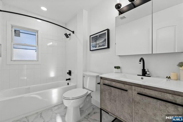 177 Rockwood Place, Englewood, NJ 07631