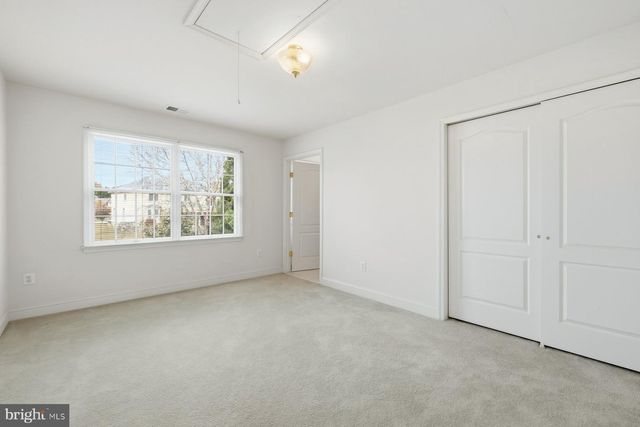 3817 PARK LAKE DR, Rockville, MD 20853