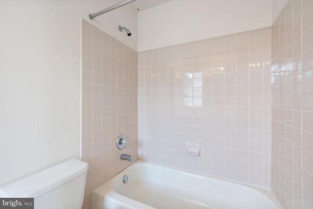 3817 PARK LAKE DR, Rockville, MD 20853