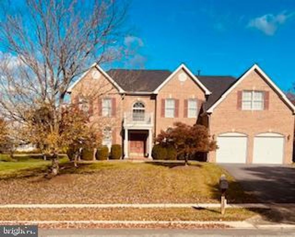 3817 PARK LAKE DR, Rockville, MD 20853