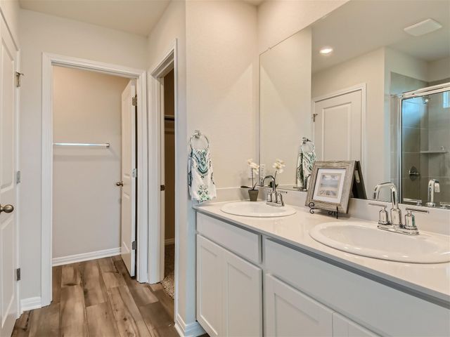 512 Dayspring CV, Georgetown, TX 78628