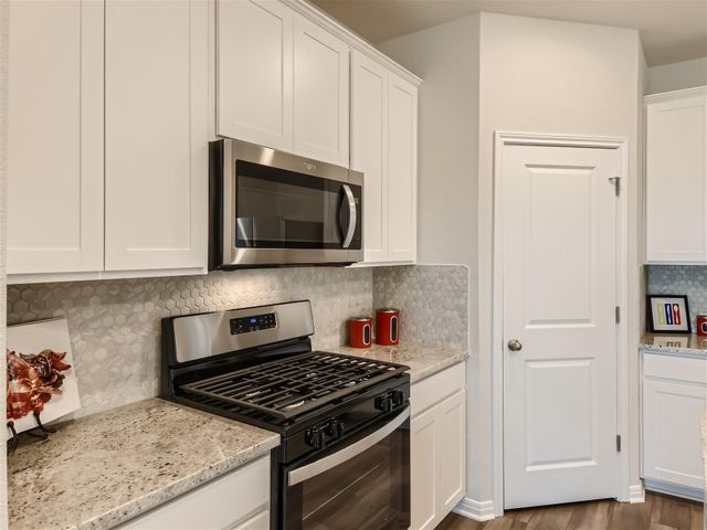 512 Dayspring CV, Georgetown, TX 78628