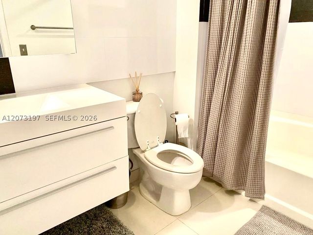 2775 NE 187th St 419, Aventura, FL 33180