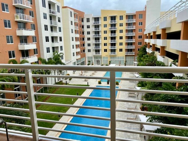 2775 NE 187th St 419, Aventura, FL 33180