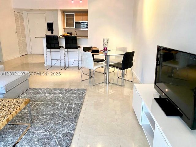 2775 NE 187th St 419, Aventura, FL 33180