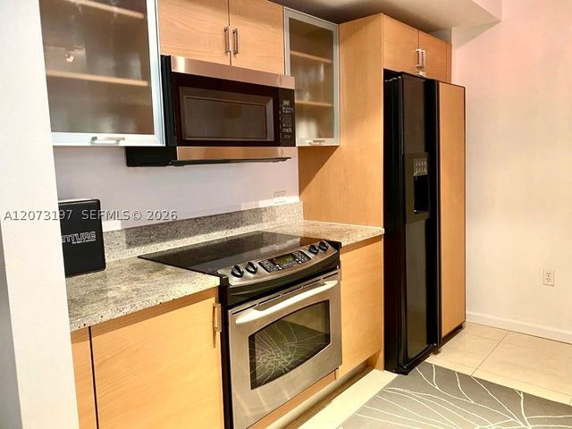 2775 NE 187th St 419, Aventura, FL 33180