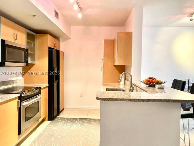 2775 NE 187th St 419, Aventura, FL 33180