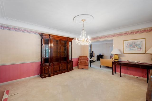 795 E Beau Street, South Strabane, PA 15301