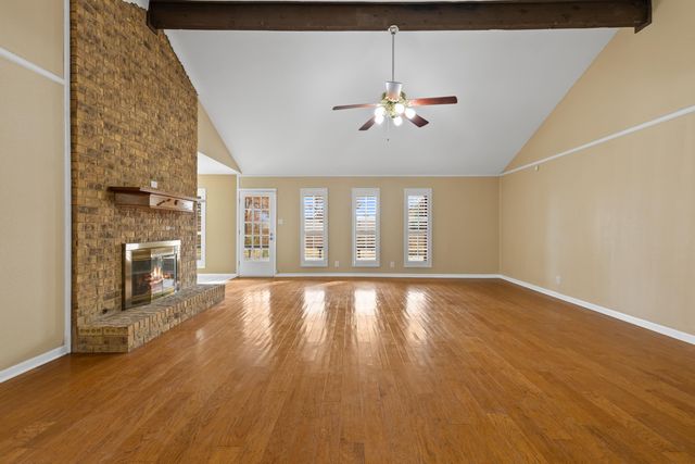 4400 Sherman Dr, Marshall, TX 75672