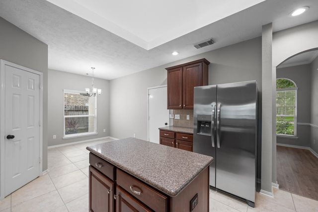 1855 Silent Shore Court, League City, TX 77573