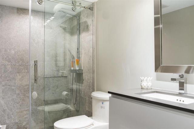 10275 Collins Ave 320, Bal Harbour, FL 33154