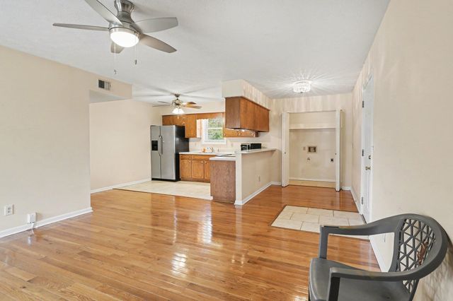 704 Wendy Ln., Conway, SC 29526