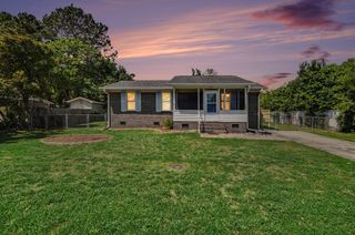 704 Wendy Ln., Conway, SC 29526