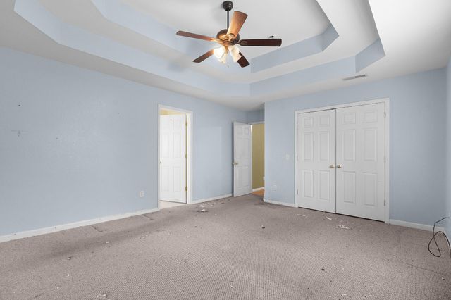 192 Round Tree Drive, Rossville, GA 30741