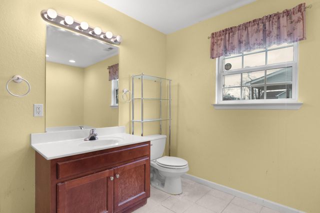 192 Round Tree Drive, Rossville, GA 30741