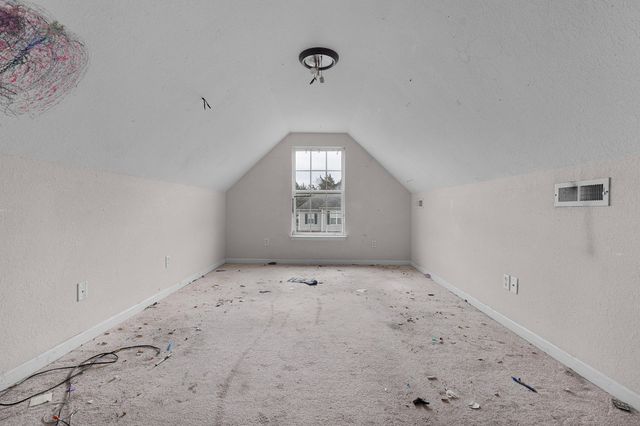 192 Round Tree Drive, Rossville, GA 30741