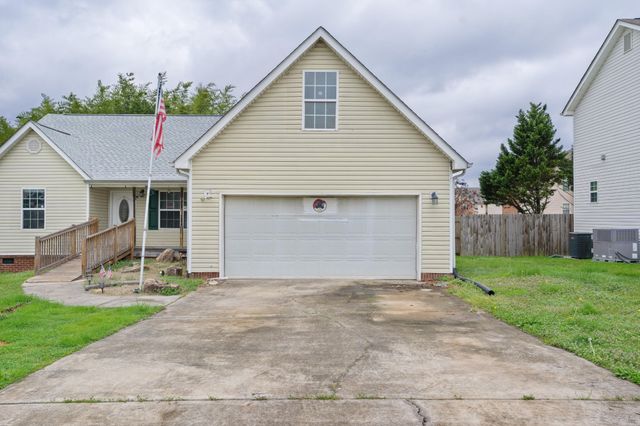 192 Round Tree Drive, Rossville, GA 30741