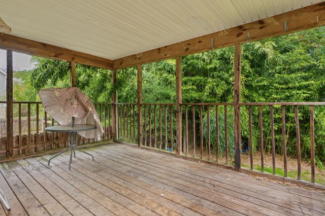 192 Round Tree Drive, Rossville, GA 30741