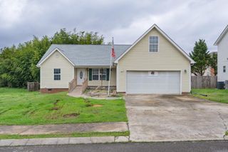 192 Round Tree Drive, Rossville, GA 30741
