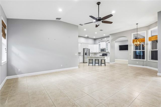 6220 Paddington Place, Vero Beach, FL 32967