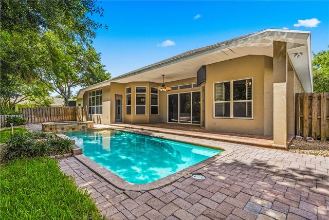 6220 Paddington Place, Vero Beach, FL 32967