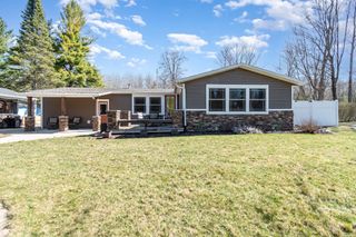 3901 W Thendara Drive, Gladwin, MI 48624