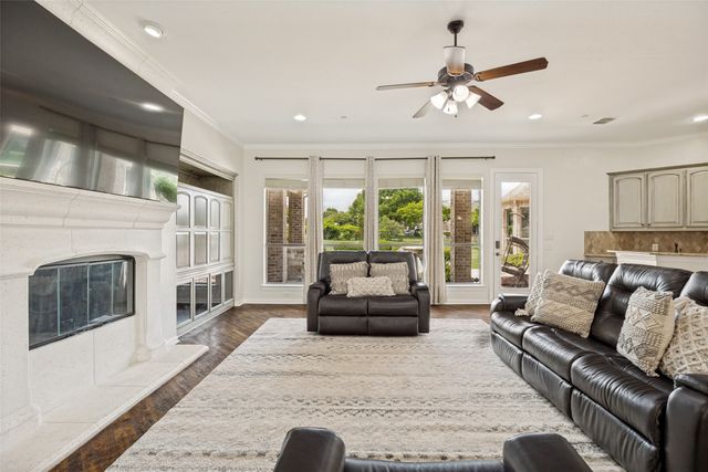 671 Lakeridge Drive, Fairview, TX 75069