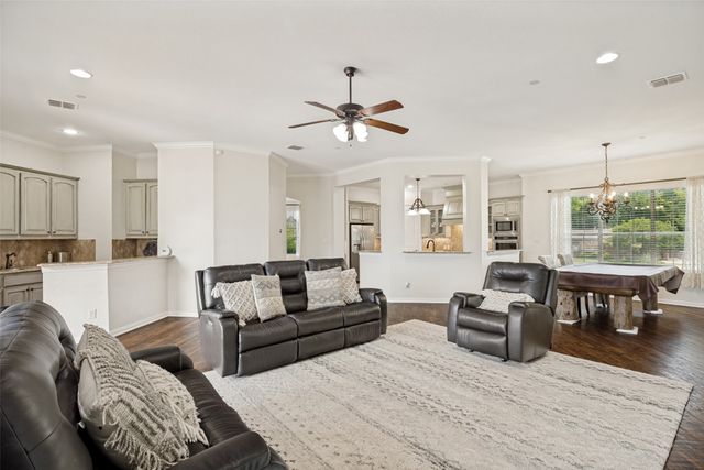 671 Lakeridge Drive, Fairview, TX 75069