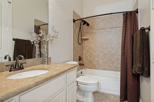 671 Lakeridge Drive, Fairview, TX 75069