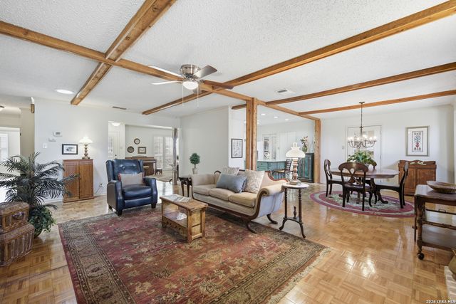 129 Sage Dr, Universal City, TX 78148