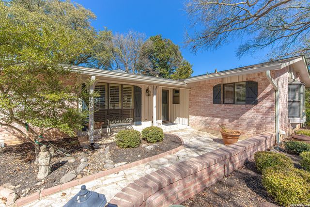 129 Sage Dr, Universal City, TX 78148