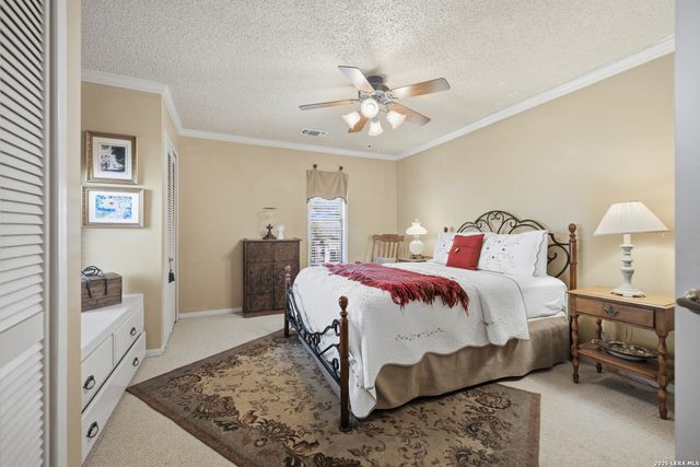 129 Sage Dr, Universal City, TX 78148